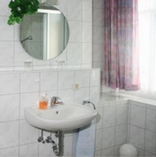 בית מלון כפרי Pension Landgasthof Zum Seehof