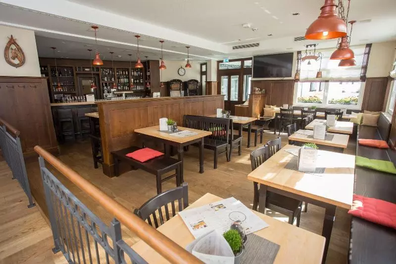 호텔 & Restaurant Goldener Pflug