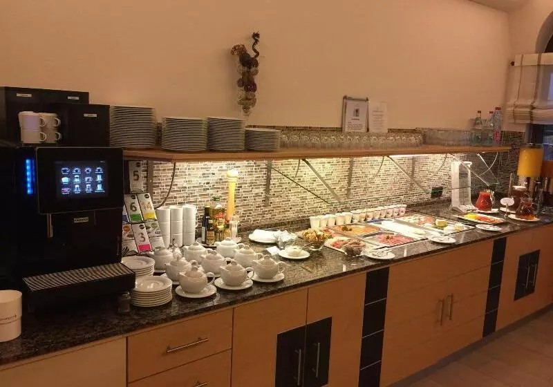 호텔 & Restaurant Goldener Pflug