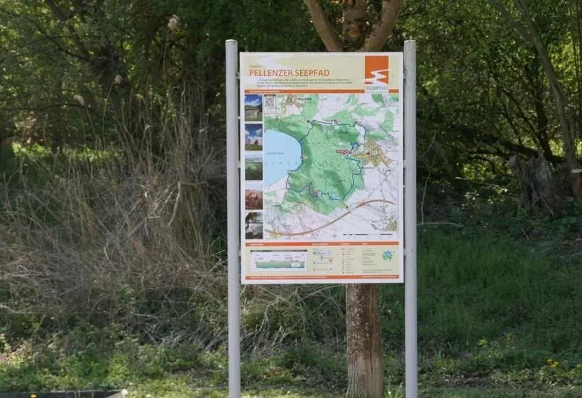 בית מלון כפרי Burgklause