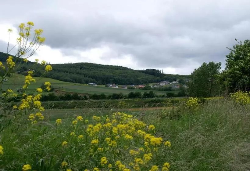 בית מלון כפרי Burgklause