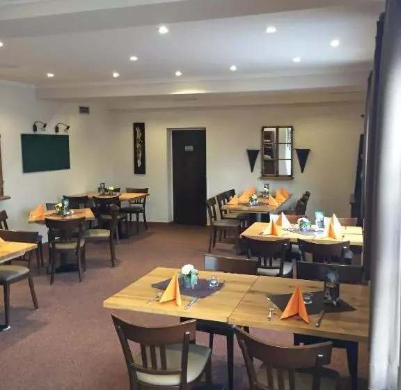 בית מלון כפרי Burgklause