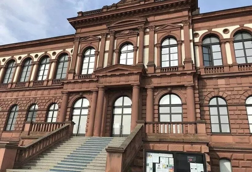 ホテル & Restaurant Burgschänke