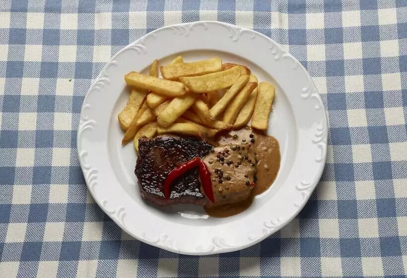 ホテル & Restaurant Burgschänke