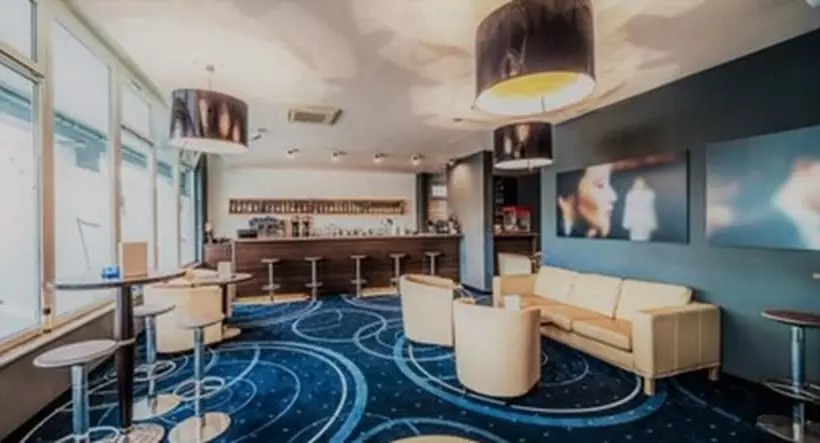 Отель City Oase Lb