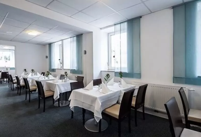 Отель City Oase Lb