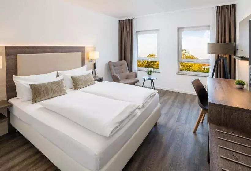 Отель Newton Ludwigshafen