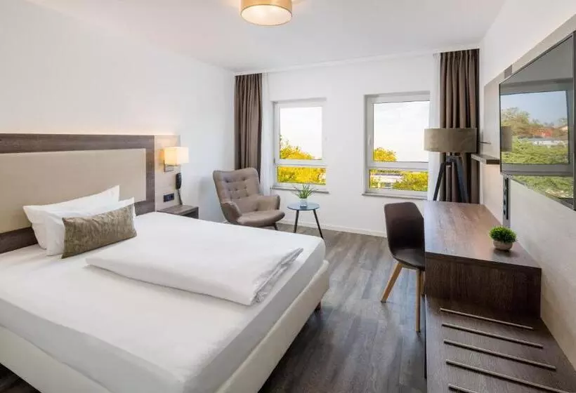 Отель Newton Ludwigshafen