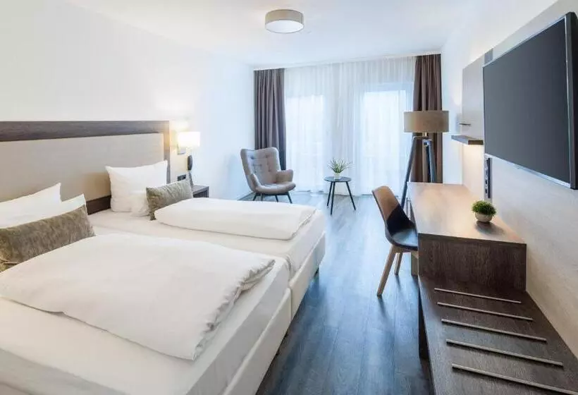 Отель Newton Ludwigshafen