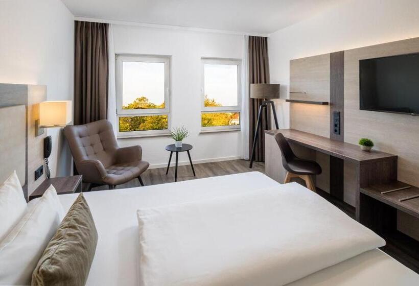 Отель Newton Ludwigshafen