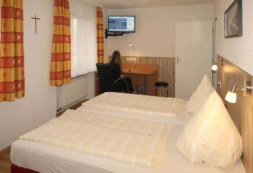 호텔 Krone Stühlingen Das Tor Zum Südschwarzwald