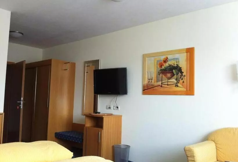 בית מלון כפרי Linde Pfalz