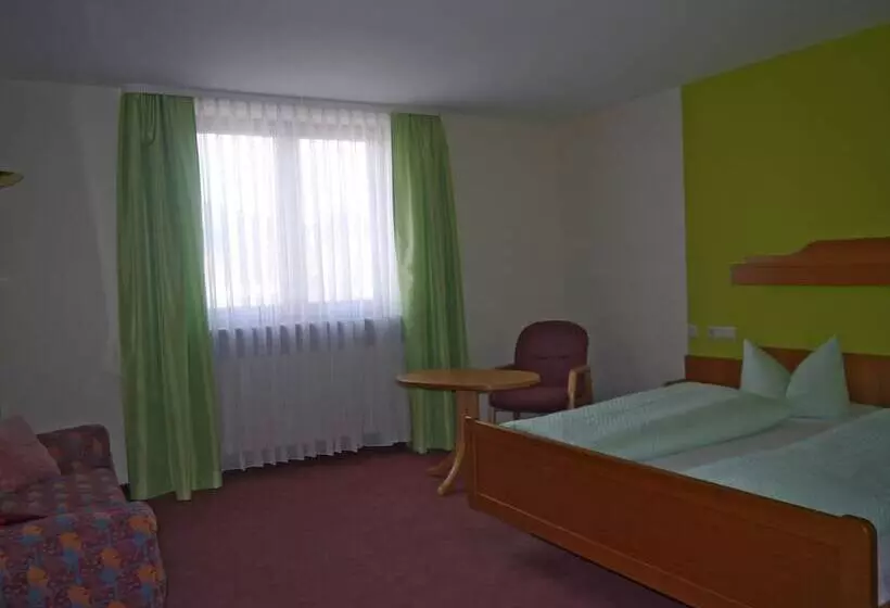 בית מלון כפרי Linde Pfalz