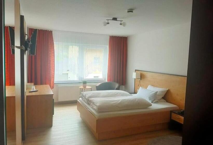 فندق Lowen By Mastiff