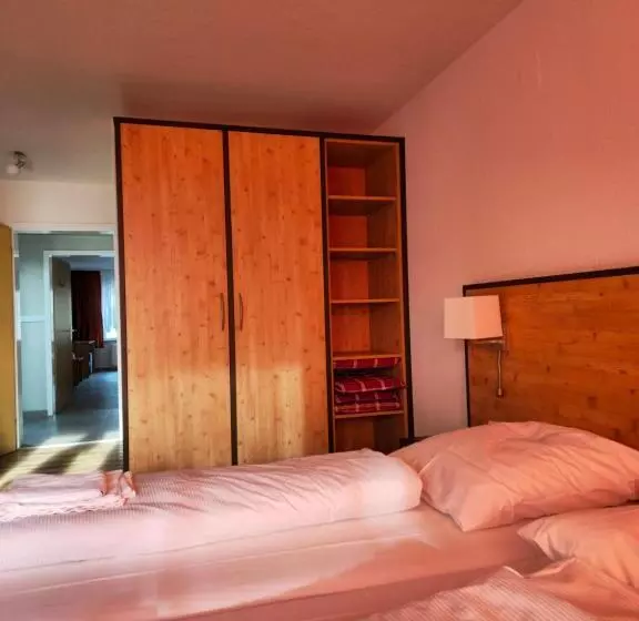 호텔 Lowen By Mastiff