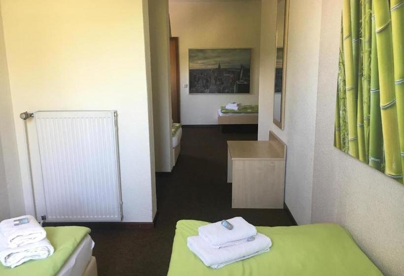 호텔 Mama Mia Garni