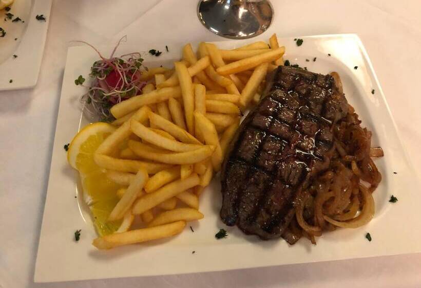 호텔 & Restaurant Garda