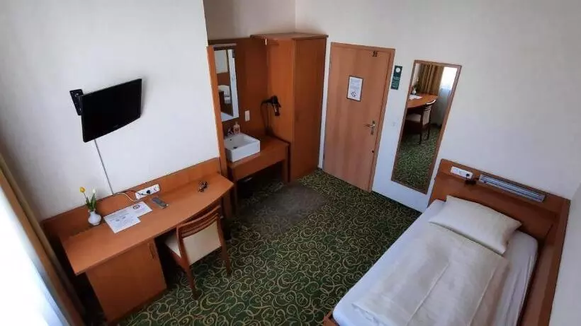 Отель Ruthmann Rheinblick Garni