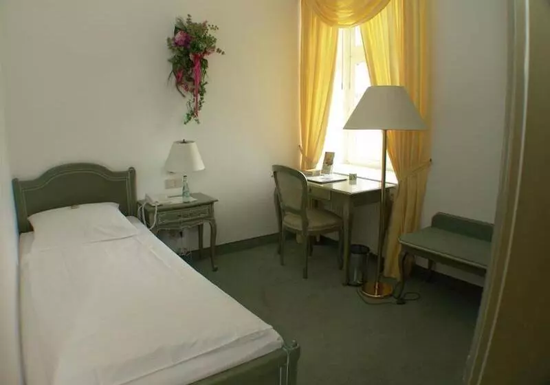 ホテル Stadt Hameln