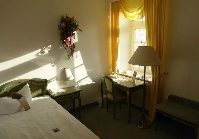 ホテル Stadt Hameln