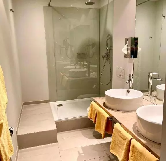 Отель Stadt Tubingen