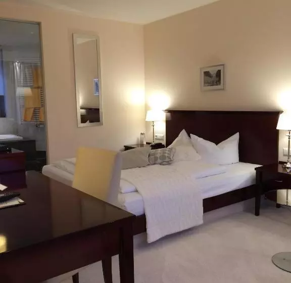 Отель Stadt Tubingen