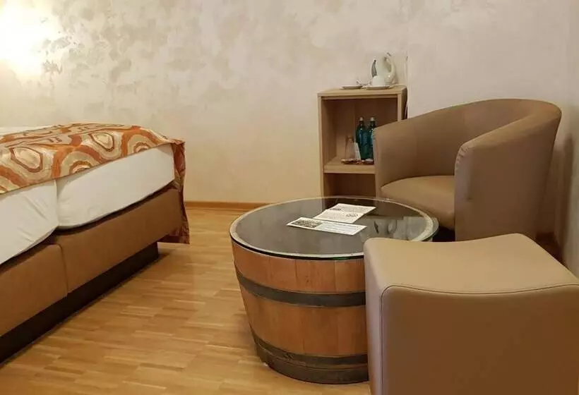 בית מלון כפרי Zum Anker Thulls Restaurant