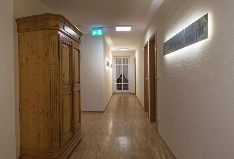 בית מלון כפרי Zum Anker Thulls Restaurant