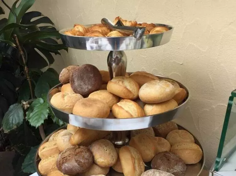 בית מלון כפרי Zum Anker Thulls Restaurant