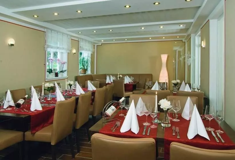 בית מלון כפרי Zum Anker Thulls Restaurant