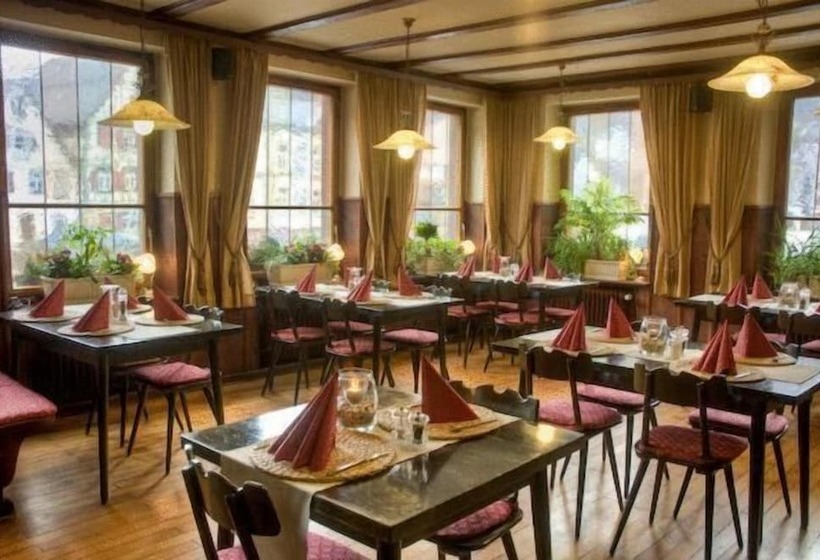 Hotelli Zur Alten Brücke