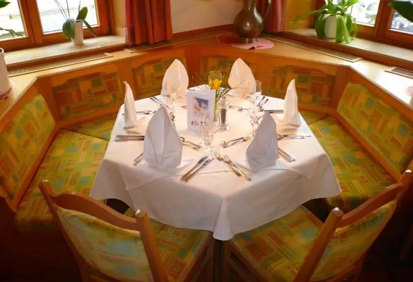 膳宿费 Gasthof Bären