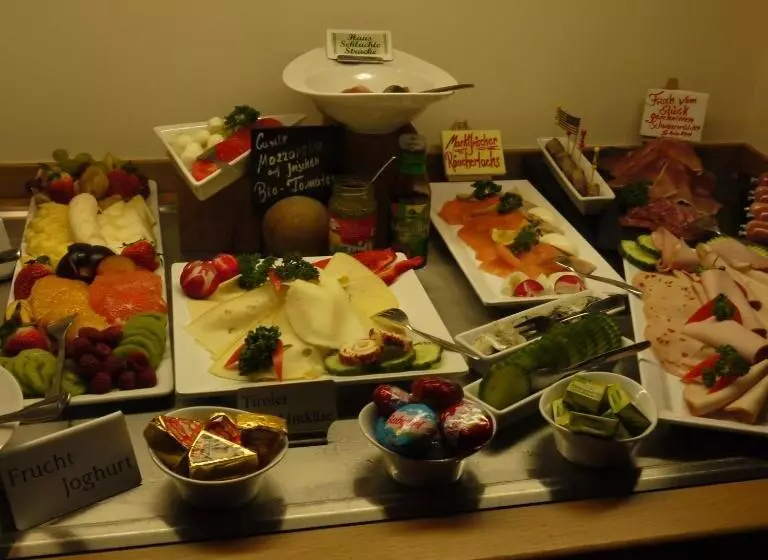 پانسیون Und Gastehaus Will