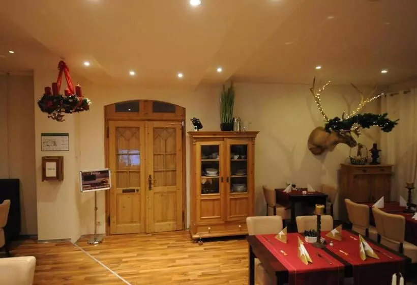 پانسیون Und Gastehaus Will