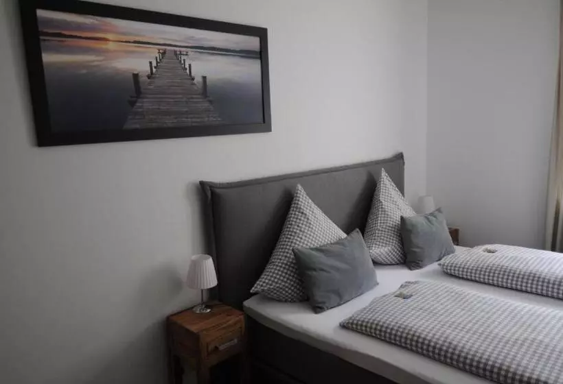 پانسیون Und Gastehaus Will