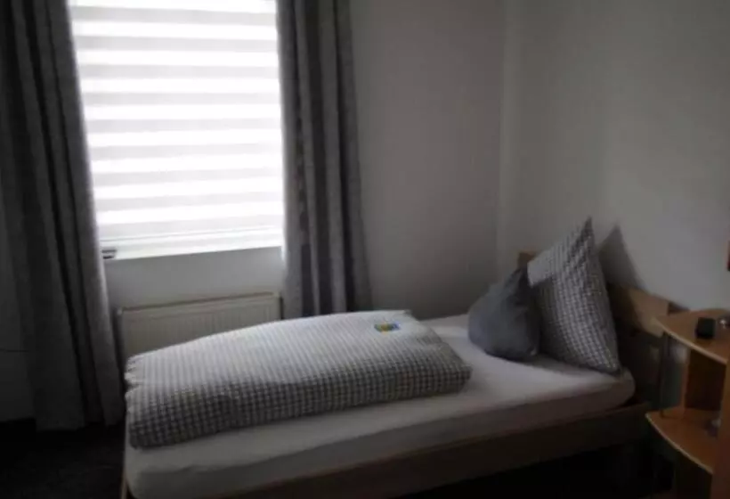 پانسیون Und Gastehaus Will