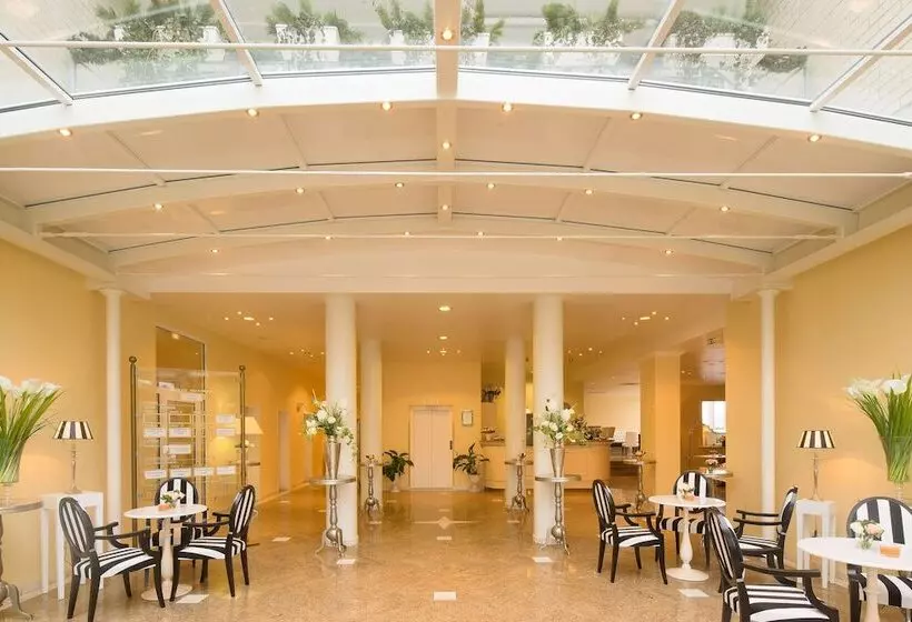 Trip Inn Hotel Astoria