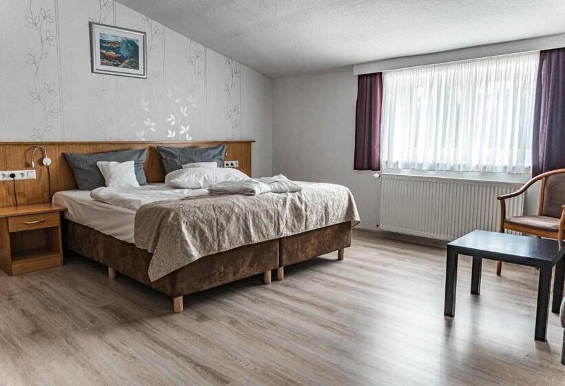 Wellness  & Sporthotel Haus Am See