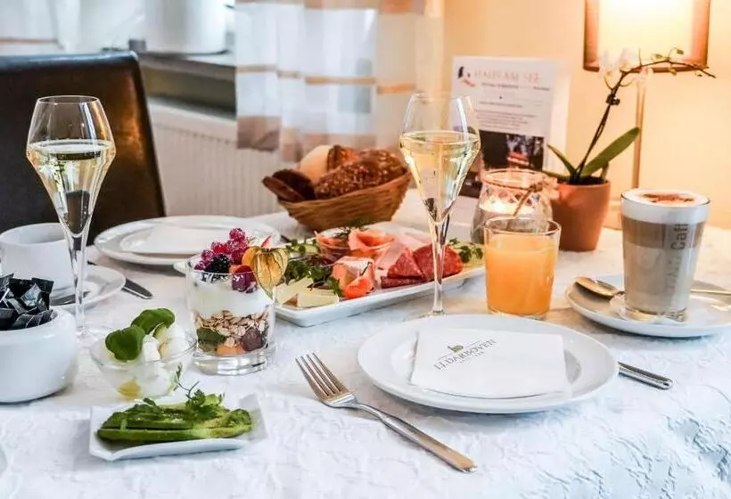 Wellness  & Sporthotel Haus Am See