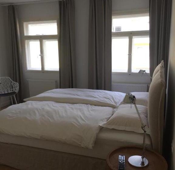 مبيت وإفطار Achtzimmer