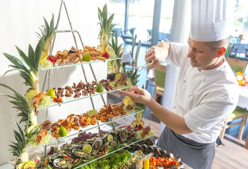 בית מלון כפרי Apartamenty Nad Parsętą Szpitalna 7