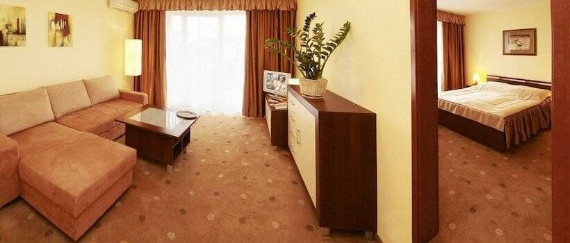 בית מלון כפרי Apartamenty Nad Parsętą Szpitalna 7