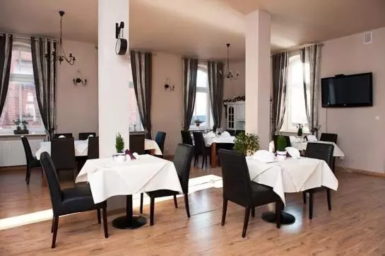 בית מלון כפרי Arkadia Walbrzych