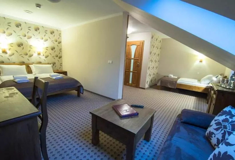 هتل Biathlon Sport & Spa