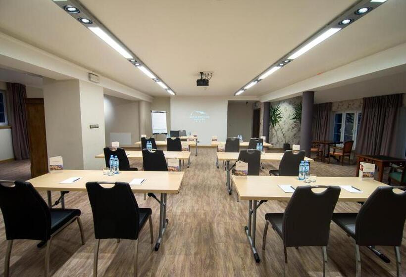 فندق Biathlon Sport & Spa