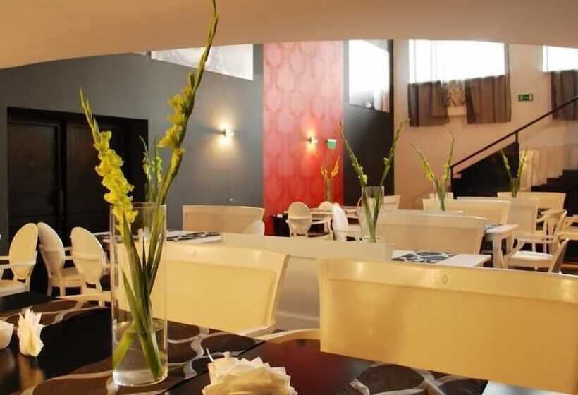 호텔 Black & White