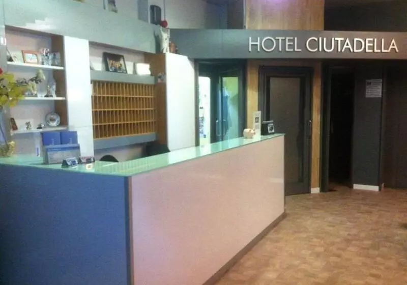 Отель Ciutadella