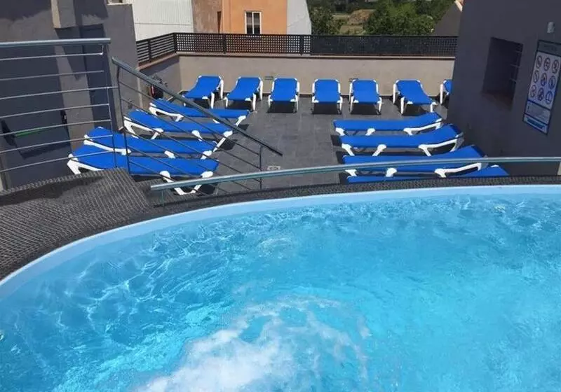 Отель Ciutadella