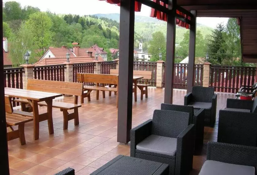 Hotel Dwór Jur Gast