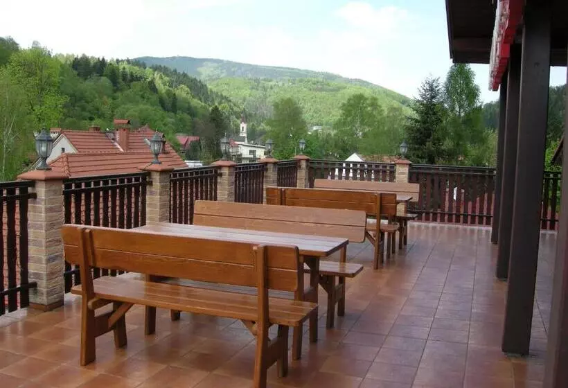 Hotel Dwór Jur Gast